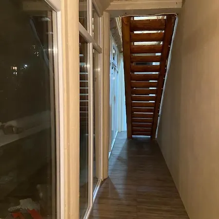 приватна House *