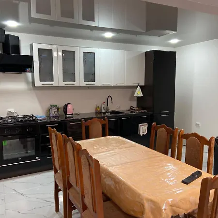 приватна House