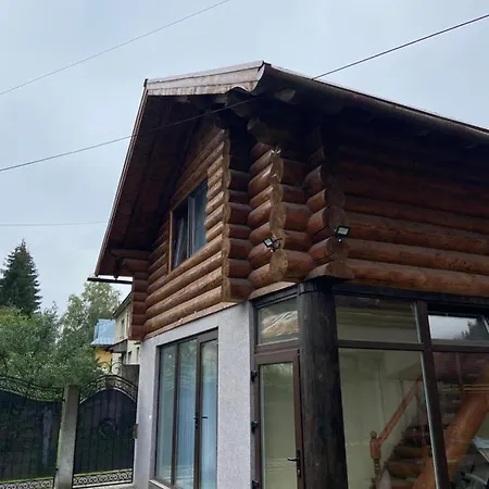 公寓 приватна House *